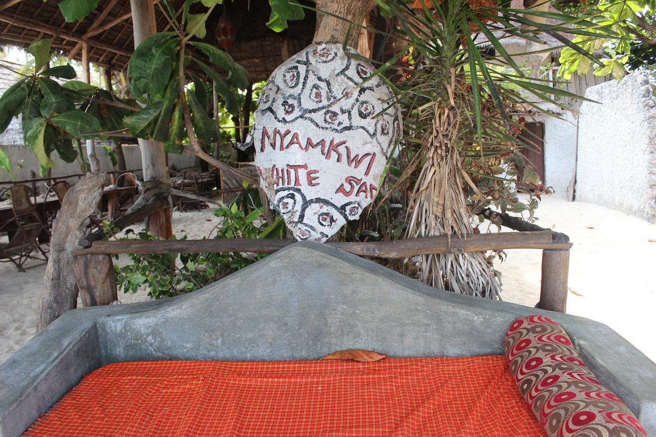 Nyamkwi White Sands Gasthof 2*