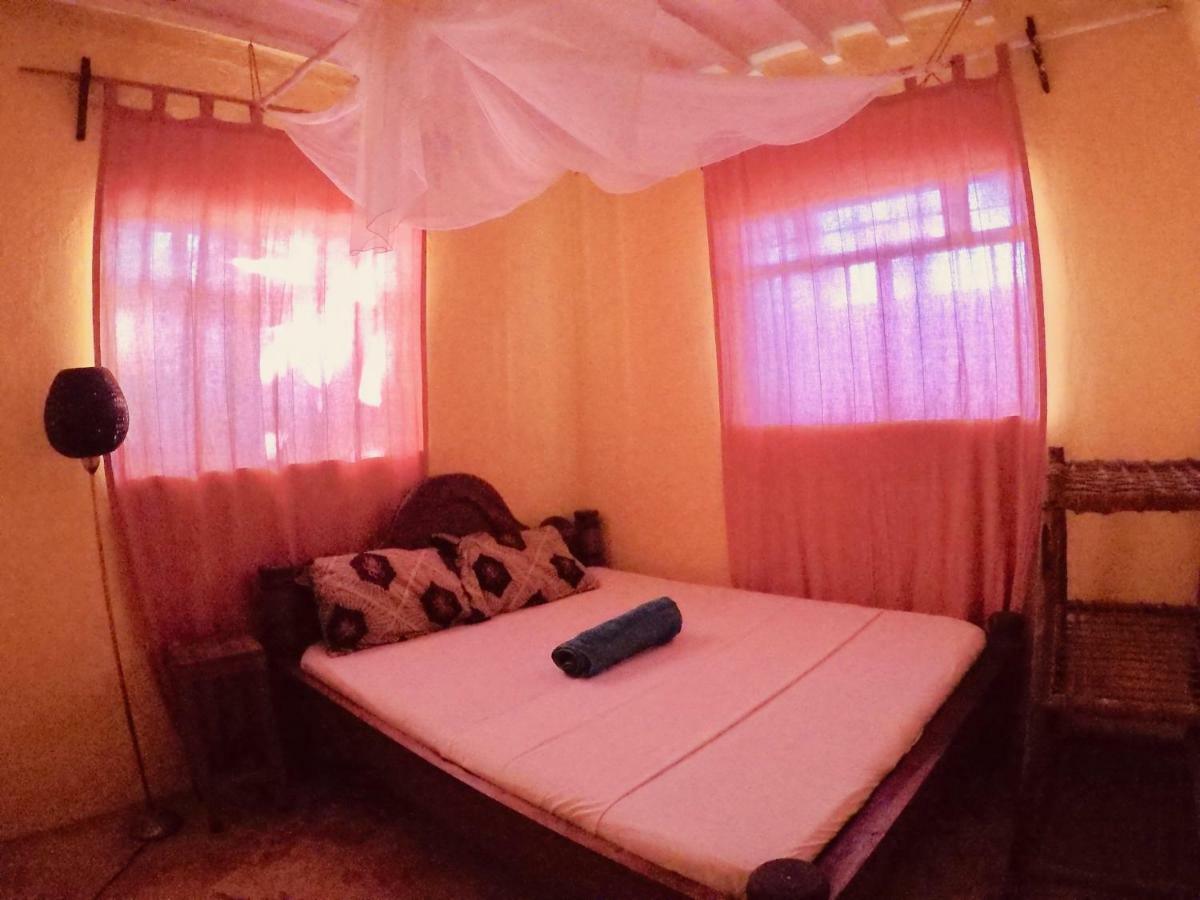 Nyamkwi White Sands Gasthof 2*